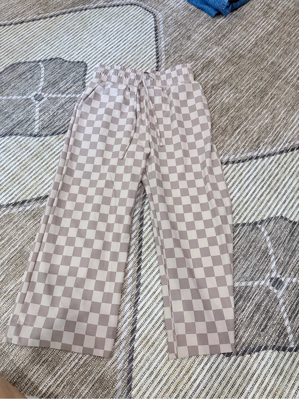 Albion checkered drawstring trousers